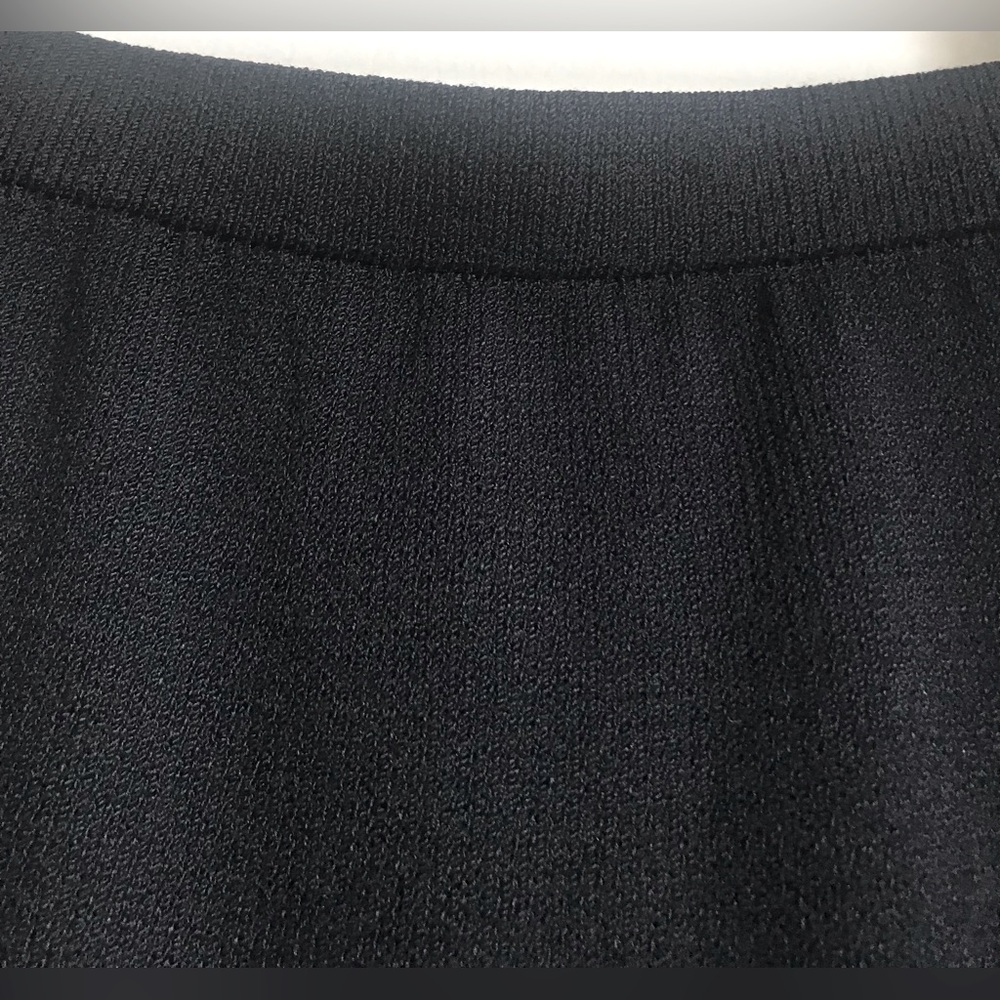 ST. JOHN Basic Knit Skirt - Picture 4 of 6
